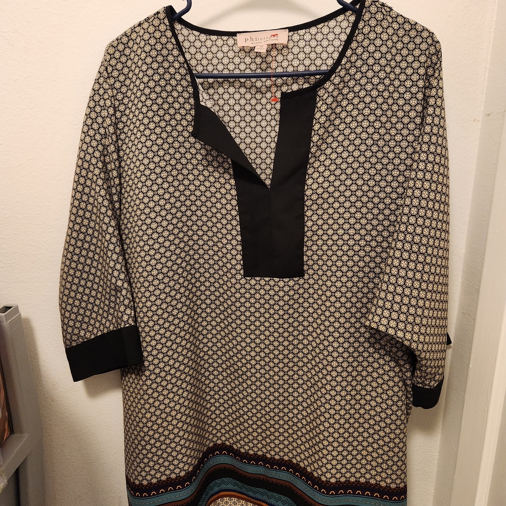 philosophy Black and Cream Printed Split-Neck Women's Top